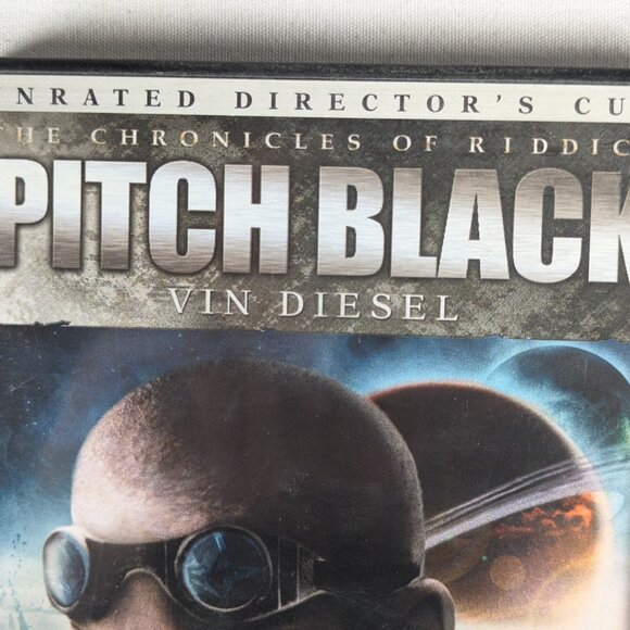 Vin Diesel Pitch Black / the Chronicles of Riddick DVD Unrated Directors cut - Picture 2 of 5